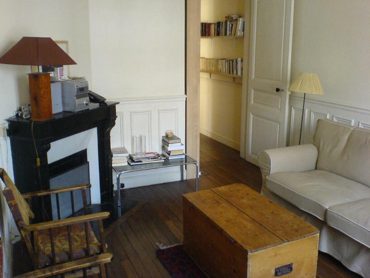 Sunny Flat Near Eiffel Tower Parigi